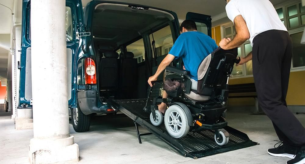 Servizio di accompagnamento assistito a Napoli Chiaia